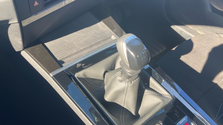 Vauxhall Astra 1.2 Turbo 130 Ultimate 5dr Petrol Hatchback